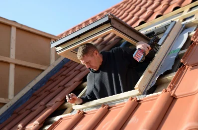 Pose de fenêtres de toit Velux à Cazac